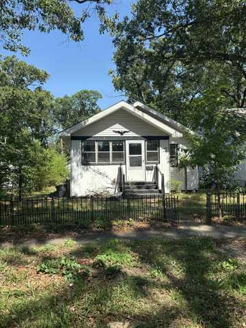 1912 Ray Street, Muskegon, MI 49442