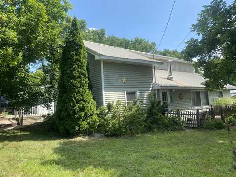 126 E Maple Street, Muir, MI 48860