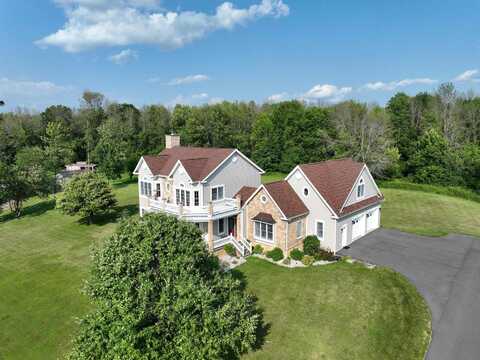 159 River Dr, Massena, NY 13662