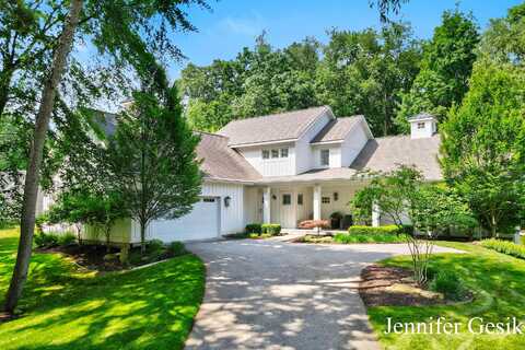 1641 Thornapple River Drive SE, Grand Rapids, MI 49546