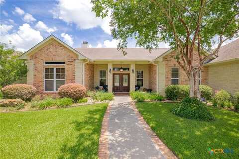 106 Pebble Brook, Victoria, TX 77904
