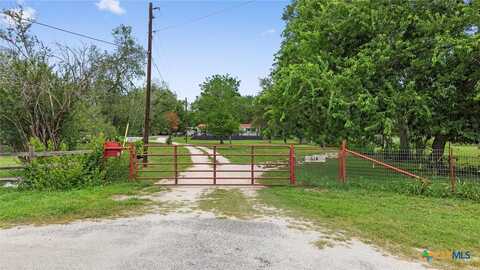 614 Woodcreek Circle, McQueeney, TX 78123