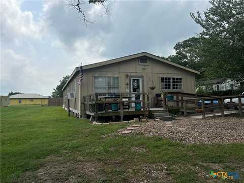233 Indiana Street, Bloomington, TX 77951