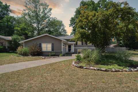 7941 Kinmont Court, Jenison, MI 49428