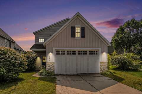 1394 Highland Hill, Lowell, MI 49331