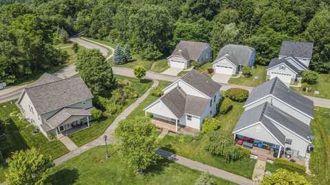 1394 Highland Hill, Lowell, MI 49331