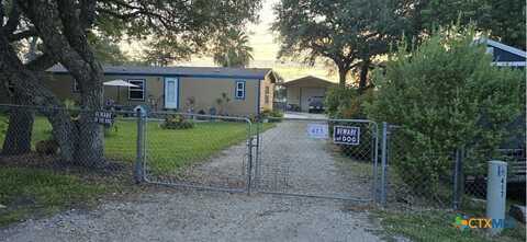 413 Donnie Drive, Rockport, TX 78382