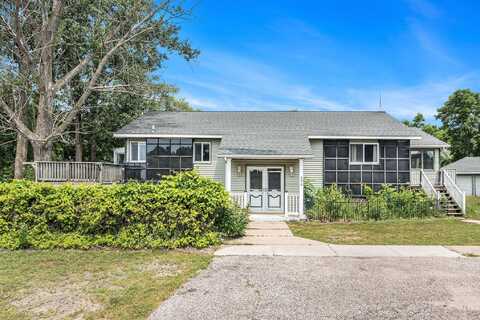 258 Division Street, Eastlake, MI 49626