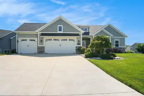11438 Ivy Grove West Drive, Grand Rapids, MI 49534