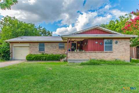 1105 E Robertson Avenue, Copperas Cove, TX 76522