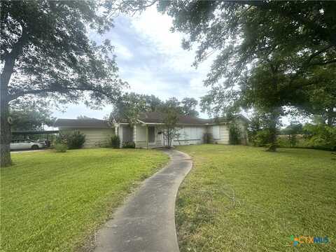 308 Avenue E, Victoria, TX 77901