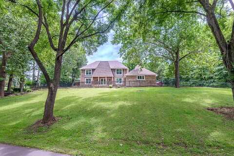 5388 S Woodcliffe Drive, Springfield, MO 65804