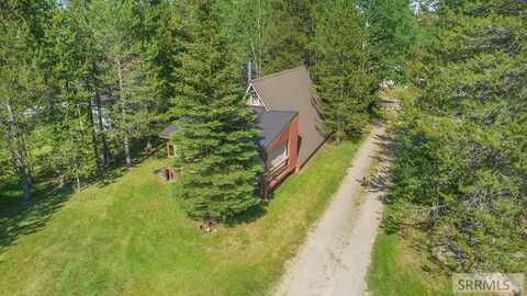 3771 Mules Ear Ln, Island Park, ID 83429