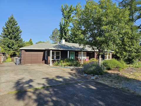 1325 Covina Avenue, Medford, OR 97504