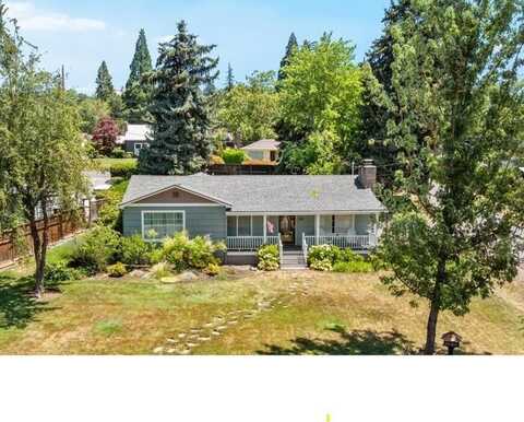 206 Girard Drive, Medford, OR 97504