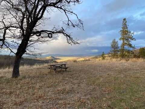 110 White Tail Drive, Eagle Point, OR 97524