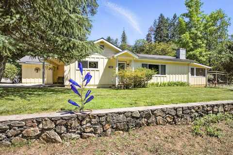 831 Savage Creek Road, Grants Pass, OR 97527