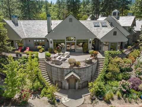 500 Ashland Loop Road, Ashland, OR 97520