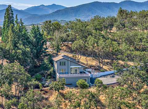 3235 Carriage Drive, Medford, OR 97501