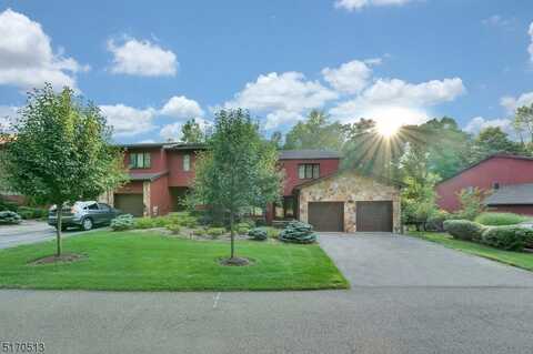 15 Butternut Dr, Wayne, NJ 07470