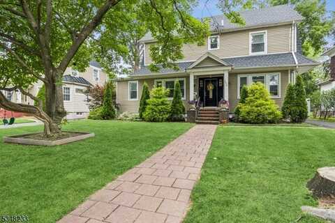 253 E 2Nd Ave, Roselle, NJ 07203
