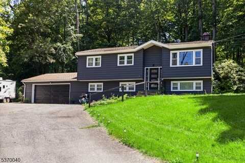 14 Tallahatchie Dr, Vernon, NJ 07461