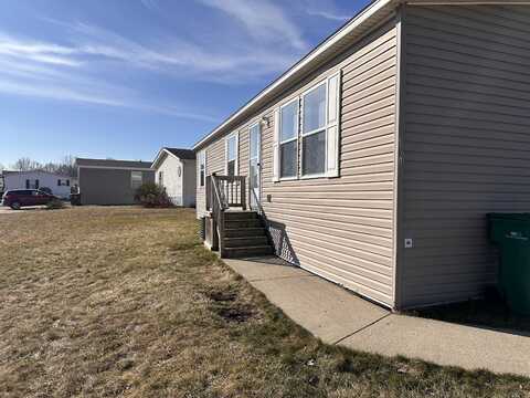 1651 Knollwood Bend, Ypsilanti, MI 48198