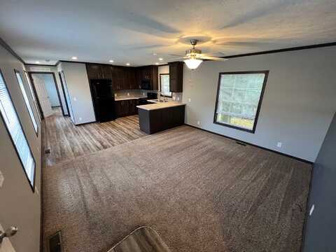 321 Kensington, Newport, MI 48166
