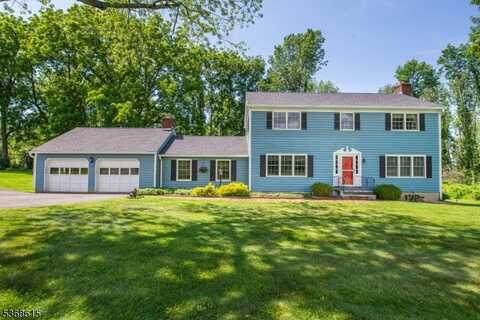 58 Andover Rd, Sparta, NJ 07871