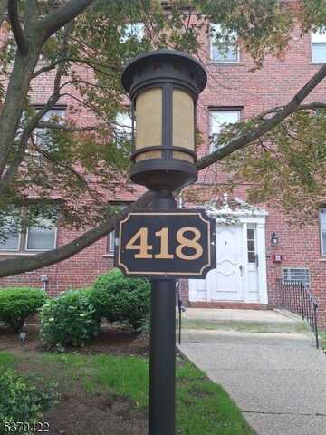 418 Main St, Fort Lee, NJ 07024