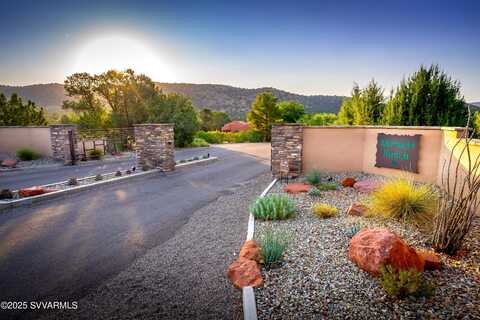16 Chrysona Lane, Sedona, AZ 86336