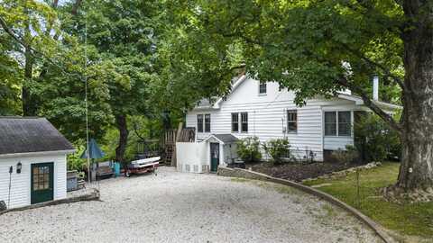 5900 Newburgh Road, Evansville, IN 47715