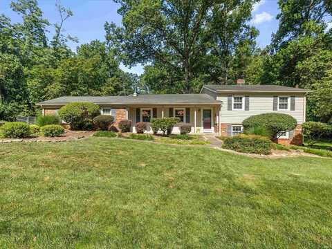 8104 Larch Lane, Evansville, IN 47710