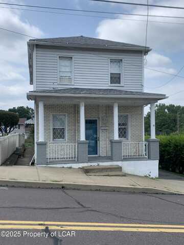 123 W Carey Street, Plains, PA 18705