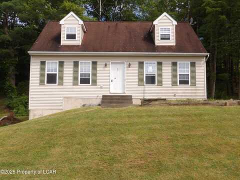 287 Meadowcrest Drive, Trucksville, PA 18708