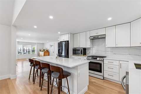 9 Country Parkway, North Providence, RI 02911