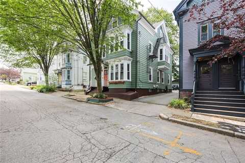 193 Howell Street, Providence, RI 02906