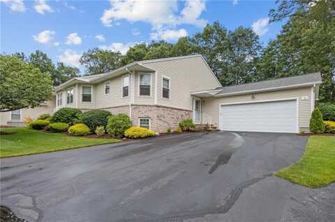 4 Hunters Run, North Providence, RI 02904