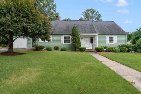 61 Applegate Road, Cranston, RI 02920