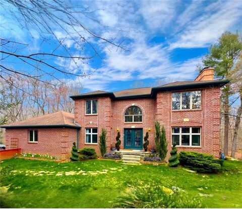 118 Carrs Trail, Coventry, RI 02827