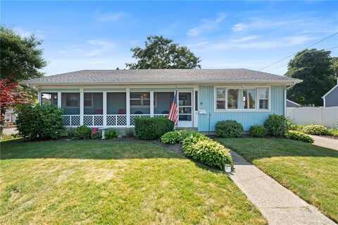 9 Woodlund Avenue, Westerly, RI 02891