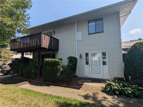 103 Edaville Court, Warwick, RI 02886