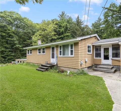 226 Westcott Road, Scituate, RI 02857