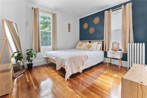 61 Wealth Avenue, Providence, RI 02908