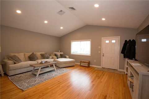 2 Magnum Court, Smithfield, RI 02828