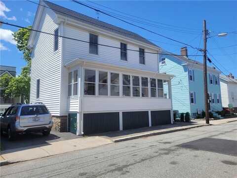 11 Byrnes Street, Newport, RI 02840