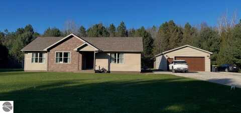 3842 W Battle Road, Farwell, MI 48622