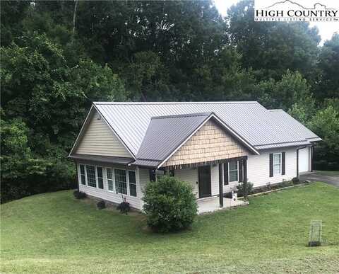 138 Forest Oak Lane, Jefferson, NC 28640