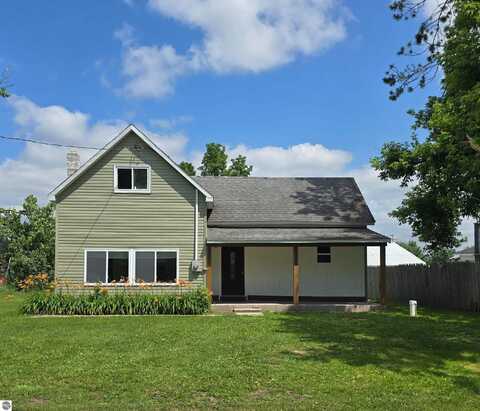 7864 Maple, Vanderbilt, MI 49795