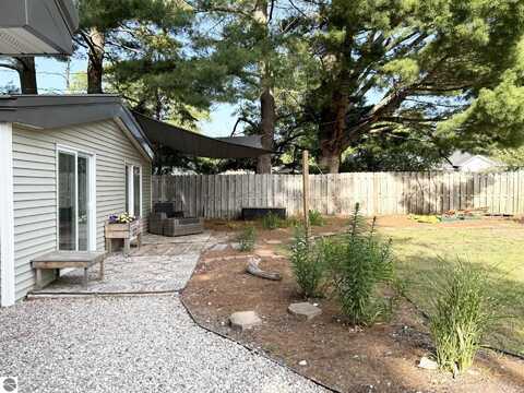 3826 Pearl Street, Williamsburg, MI 49690